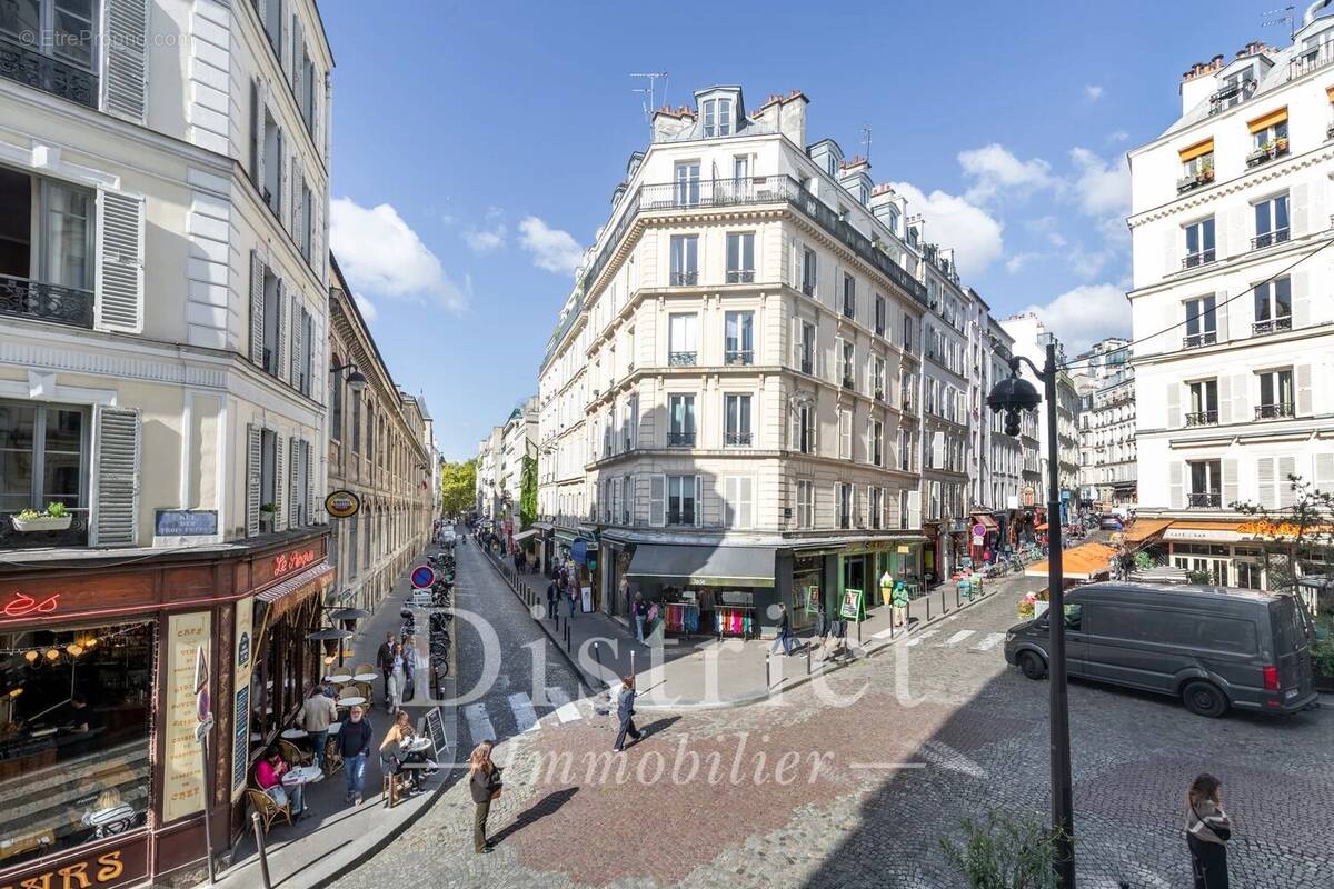 Appartement à PARIS-18E