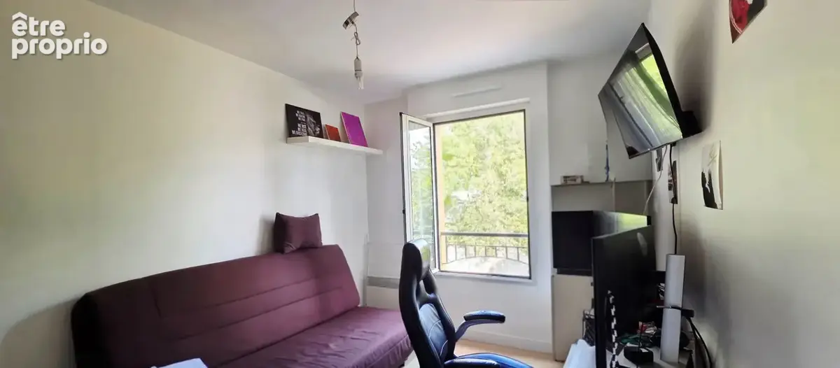 Appartement 5 pièces à vendre à Étampes avec place de stationnement en sous - sol. - photo 6