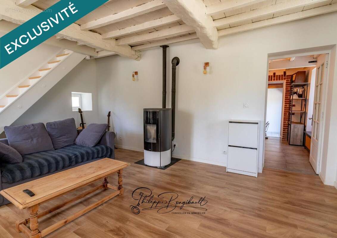 Maison 123 m² à La Batie-Montgascon  - photo 6