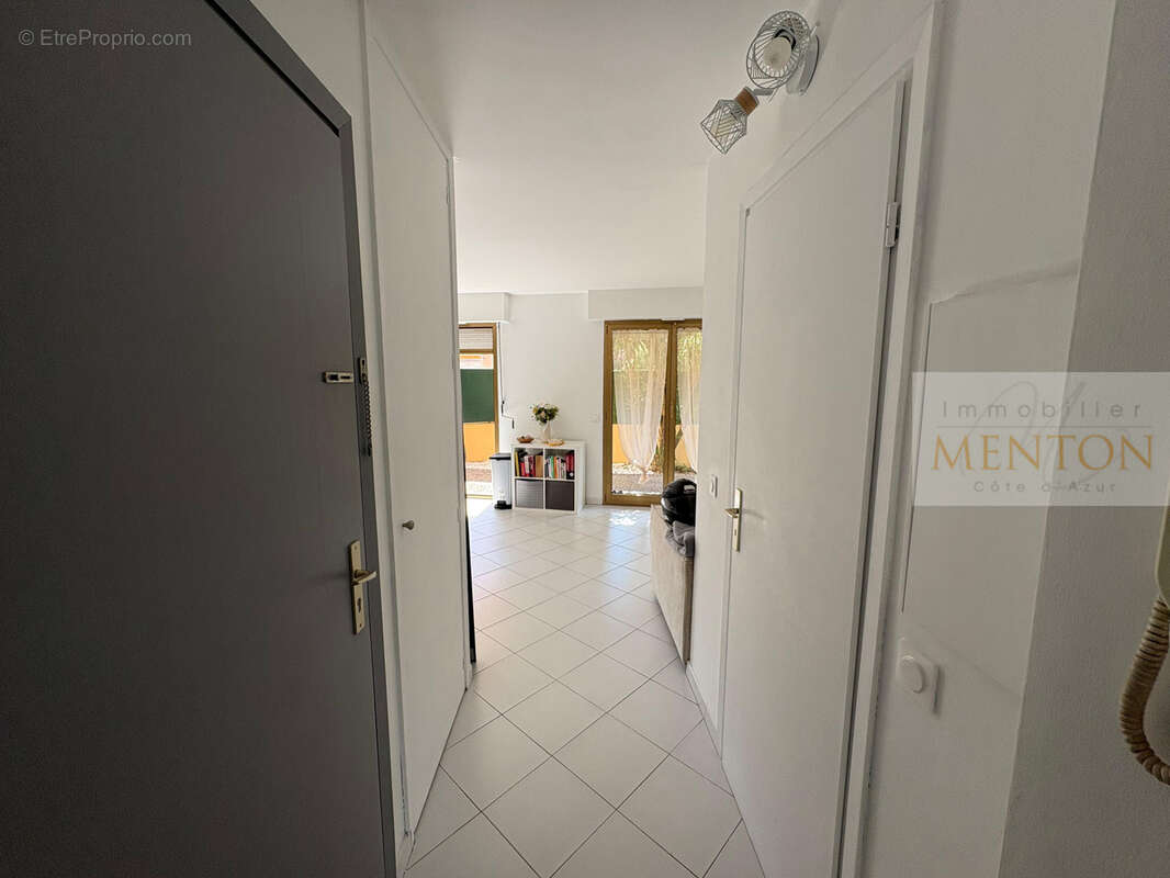 Appartement à ROQUEBRUNE-CAP-MARTIN