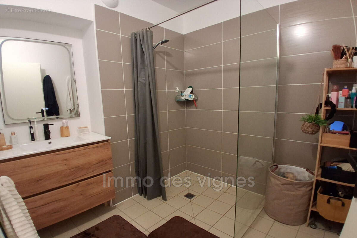 Appartement à AMBARES-ET-LAGRAVE