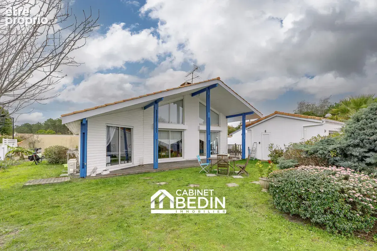 Maison 135 m² à La Teste-De-Buch  - photo 1