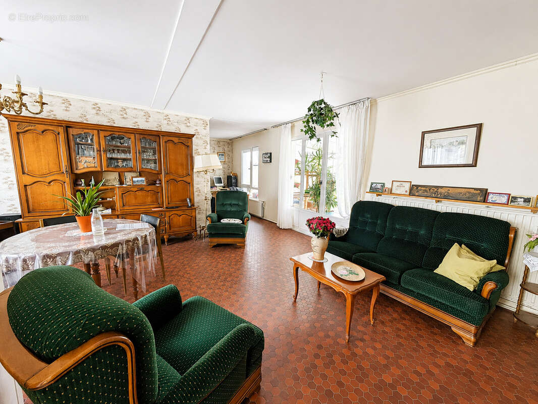 Maison à ALLONNES