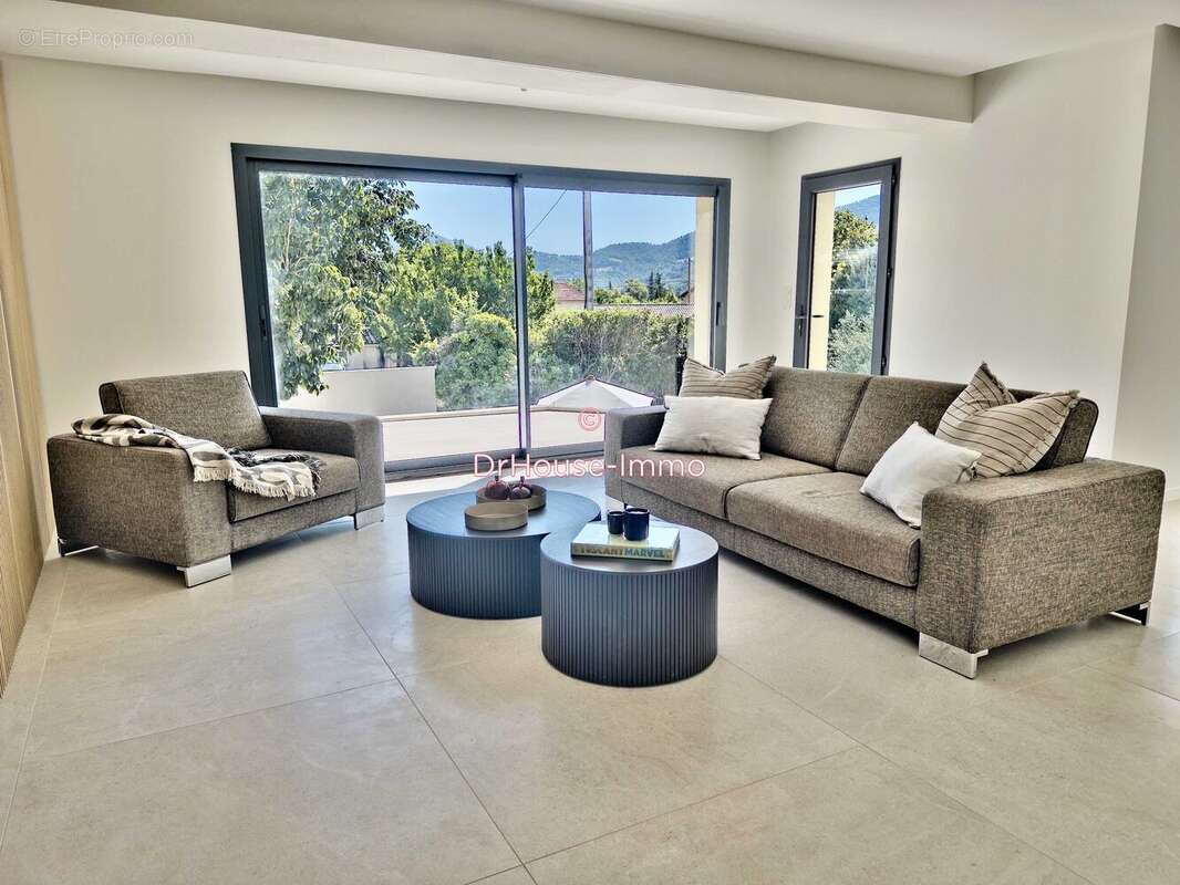 Maison à BUIS-LES-BARONNIES