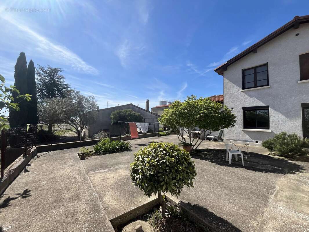 Maison à PEYRIAC-MINERVOIS