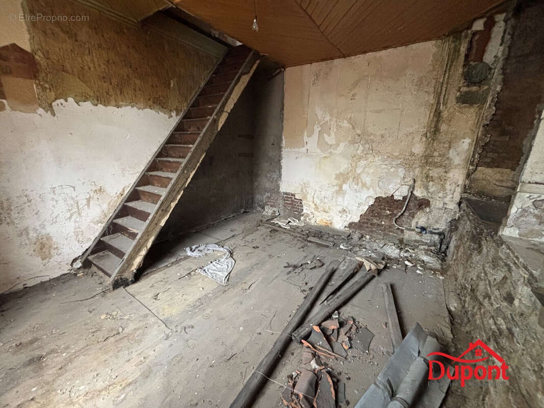 Appartement à ROCROI