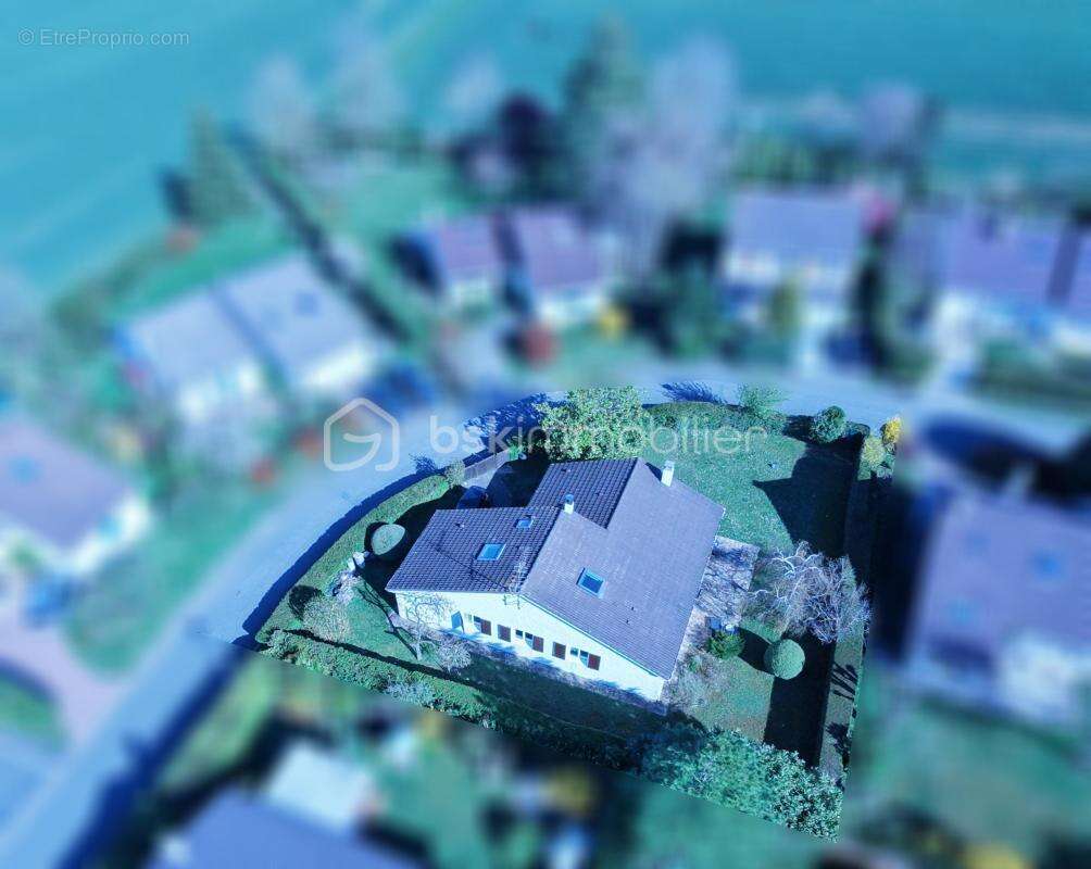 Maison à MAREIL-SUR-MAULDRE