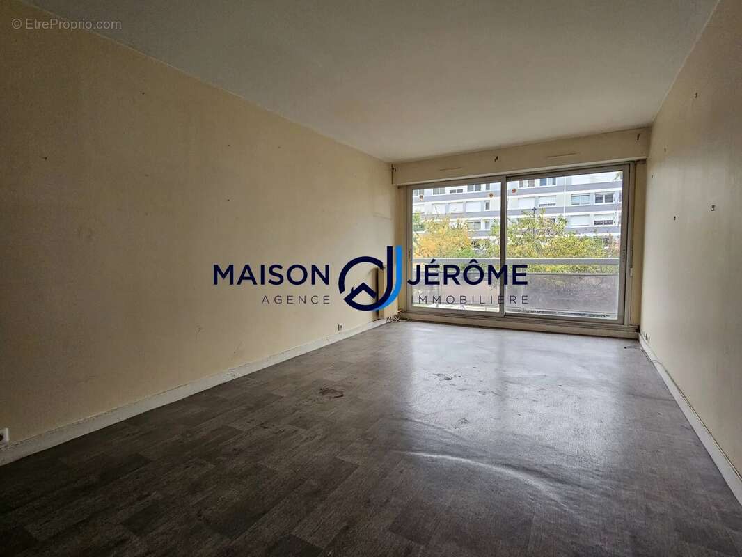 Appartement à CLICHY