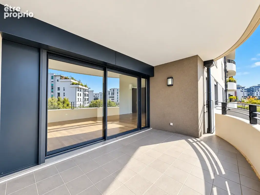 Appartement 4 Pièces 133 m2 - photo 2