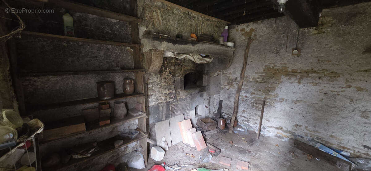 Maison à NUARS