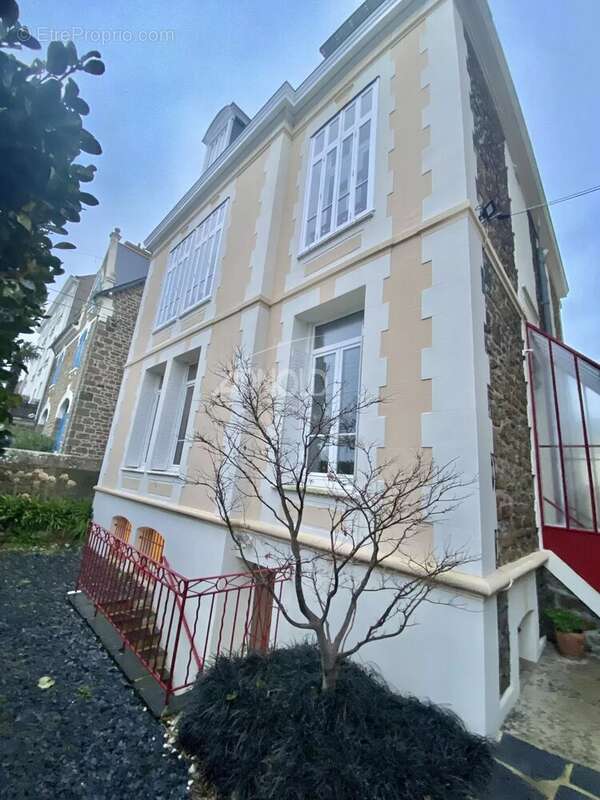 Maison à SAINT-MALO