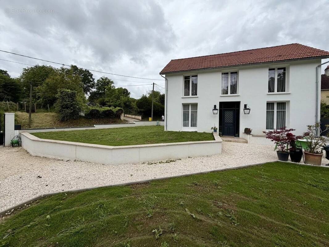 Maison à COULOMMIERS