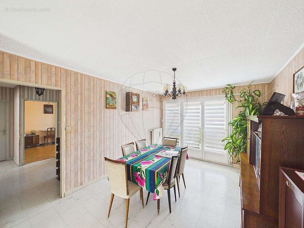 Maison à HAUDAINVILLE