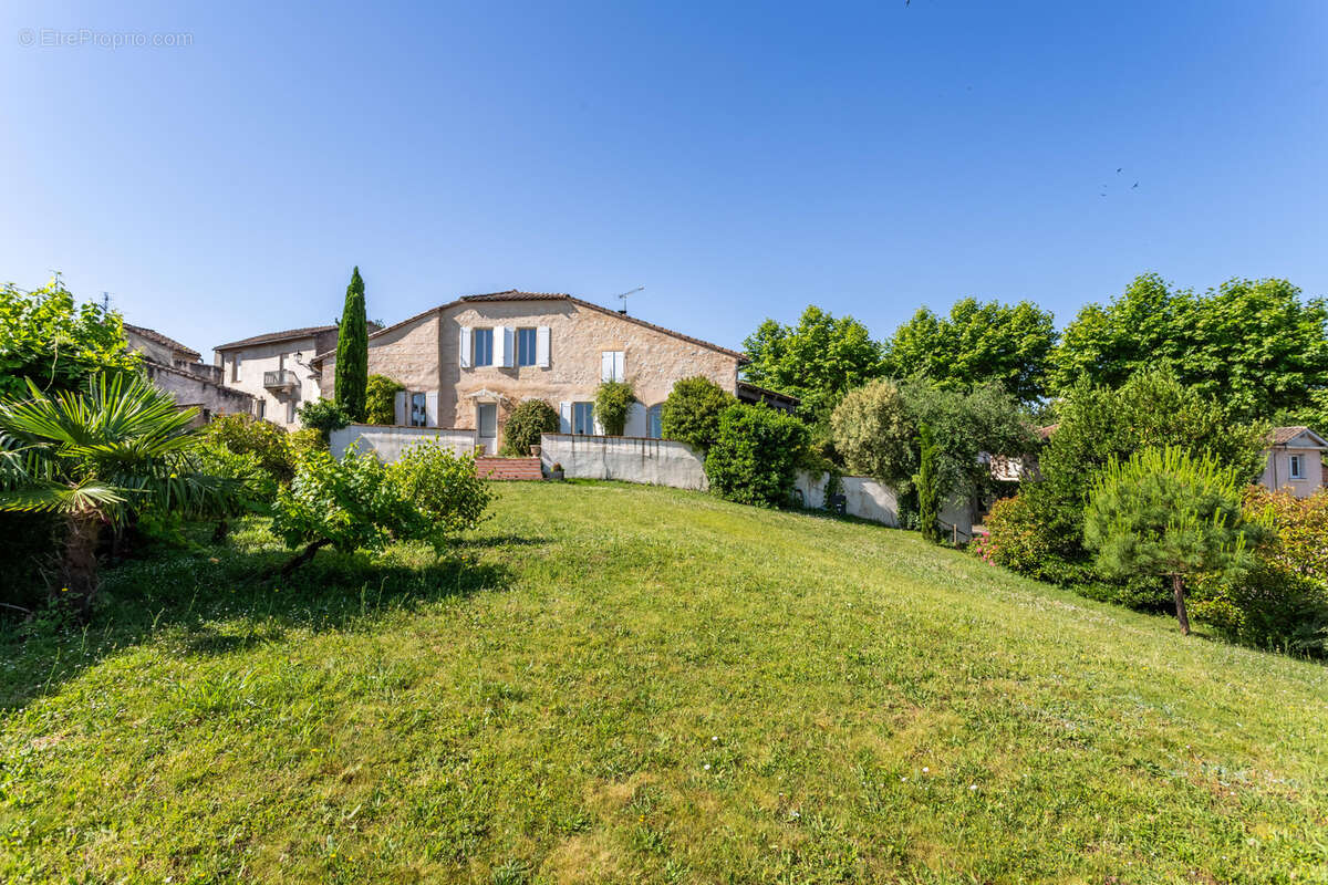 Maison à AUVILLAR