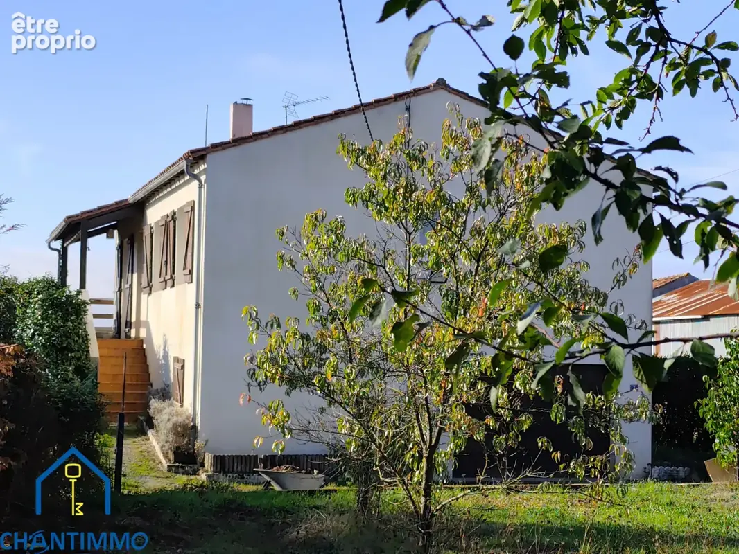 Pavillon avec vue sur la campagne et grand terrain de 1 263 m2 - photo 13