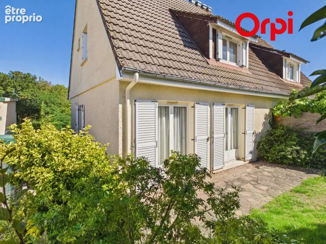 Maison à BERNAY