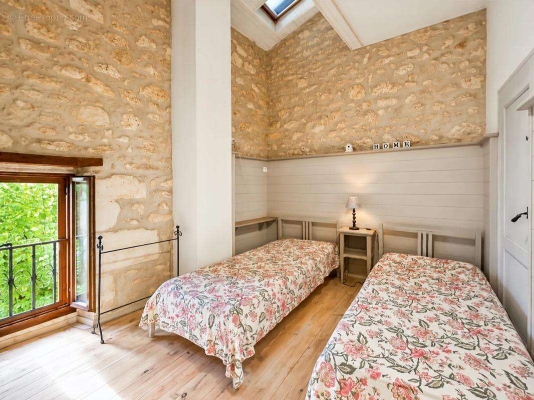 Maison à QUEYRAC