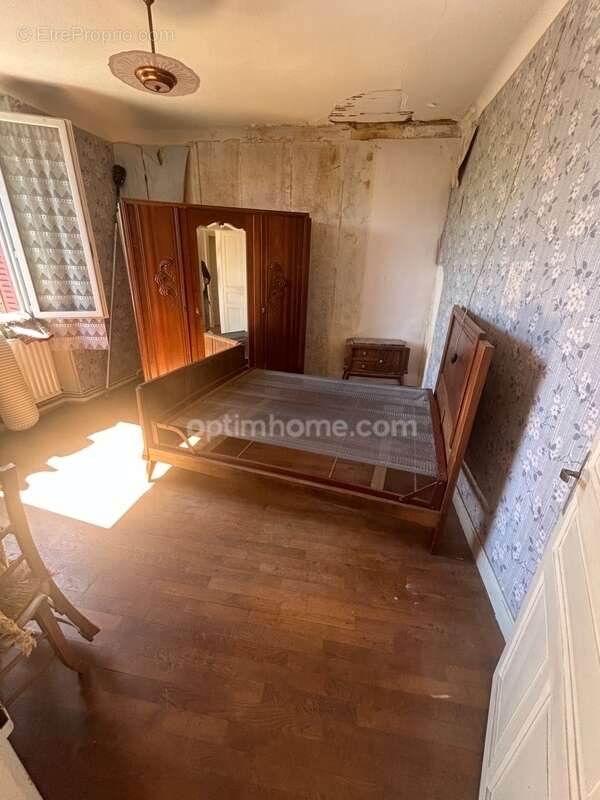 Maison à BERSAC-SUR-RIVALIER