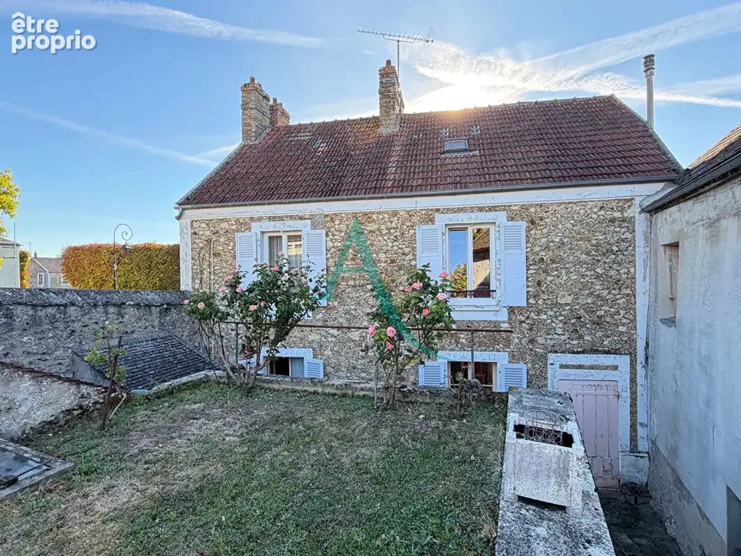 Photo Maison à Vert-Le-Petit au prix de 249 000€
