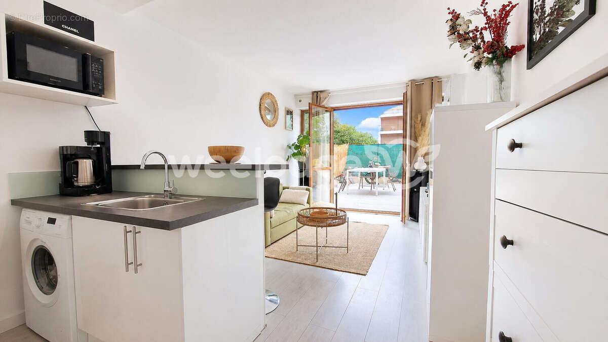 Appartement 30 m² à La Celle-Saint-Cloud  - photo 4
