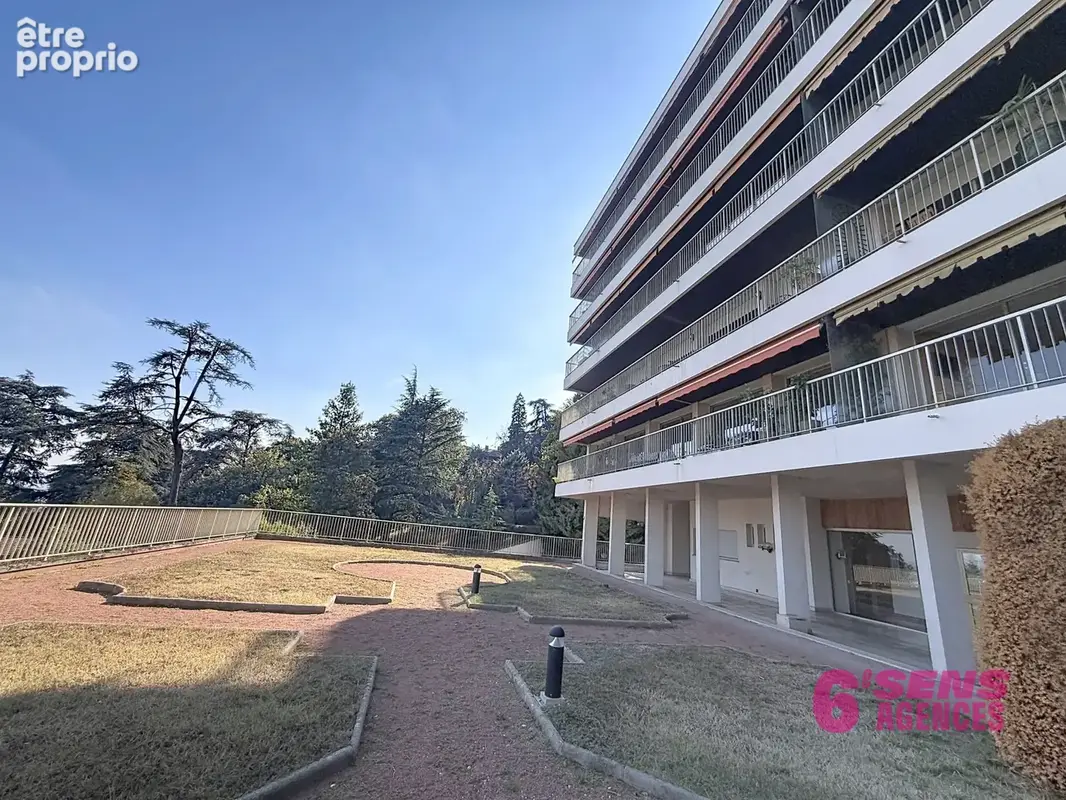 Appartement 4 pieces proche bourg - photo 13
