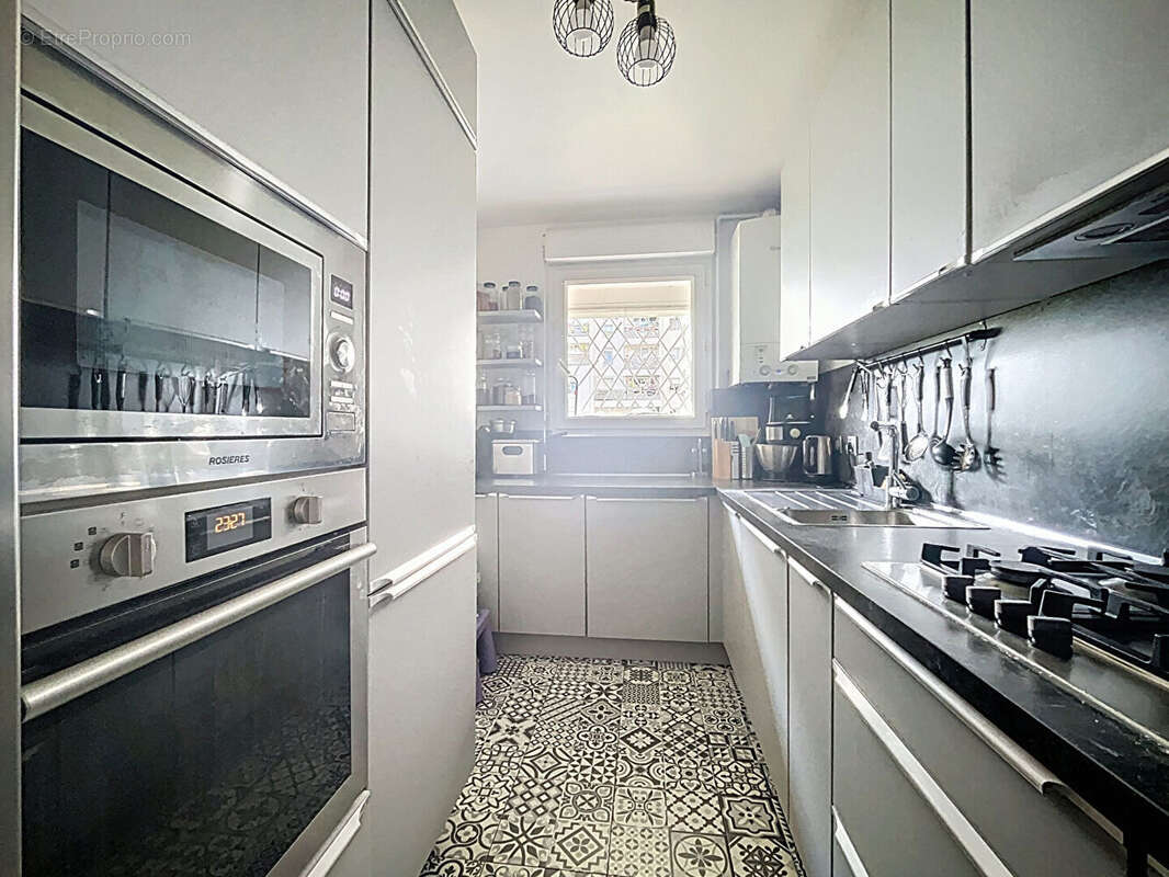 Appartement à SURESNES