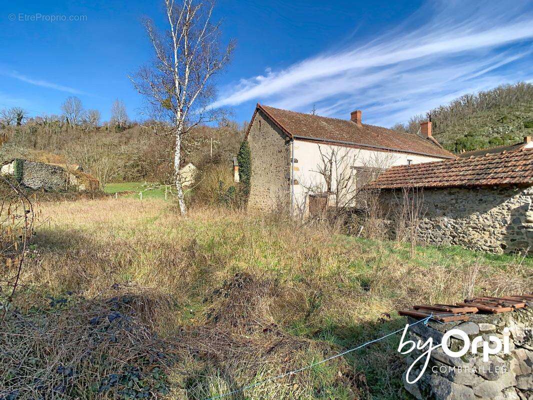 Maison à LA PETITE-MARCHE