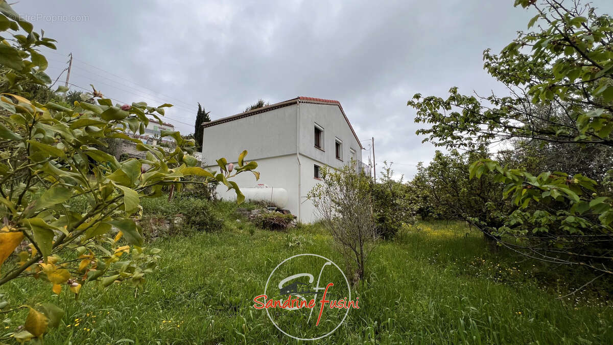 Maison à SAINT-JEANNET