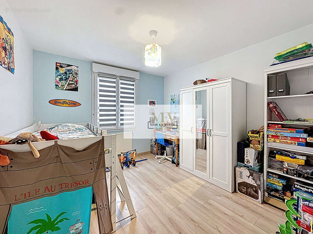 Maison à BRY-SUR-MARNE