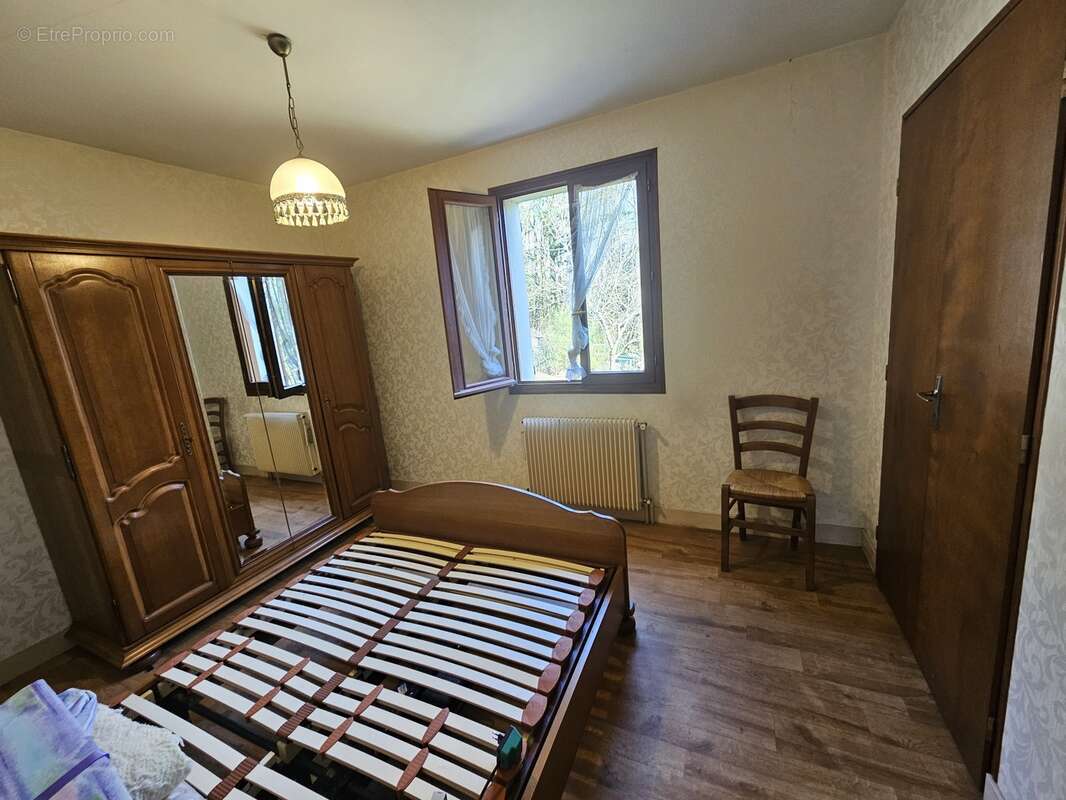 Maison à LINARDS