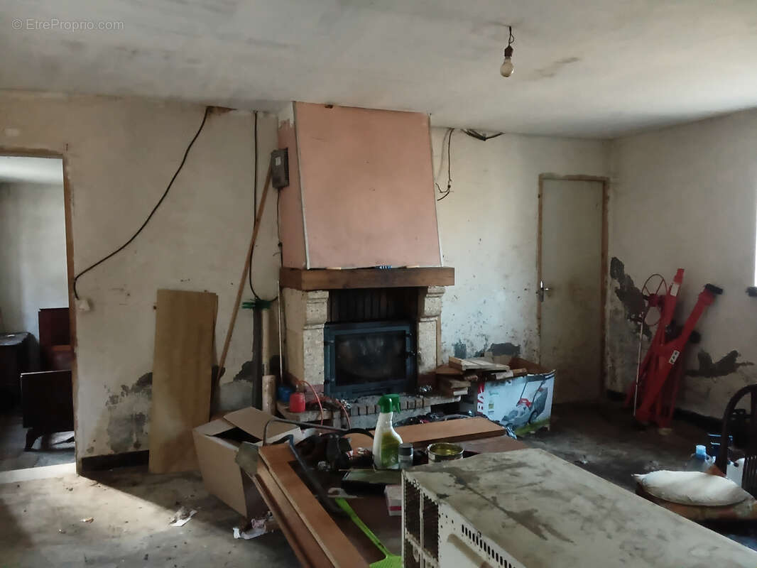 Maison à OUROUER-LES-BOURDELINS