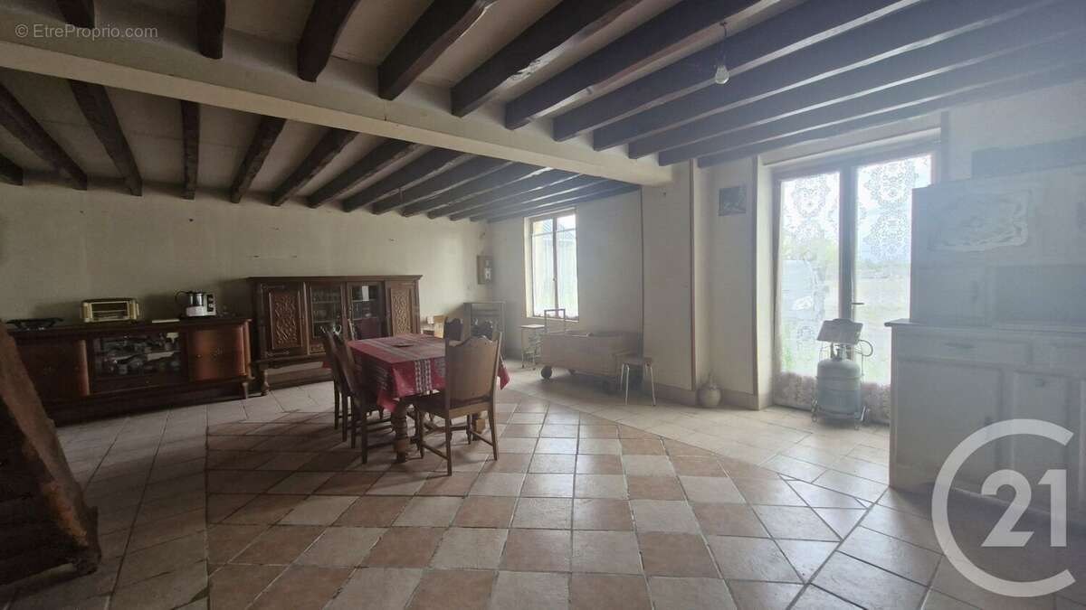 Maison à CLOYES-SUR-LE-LOIR