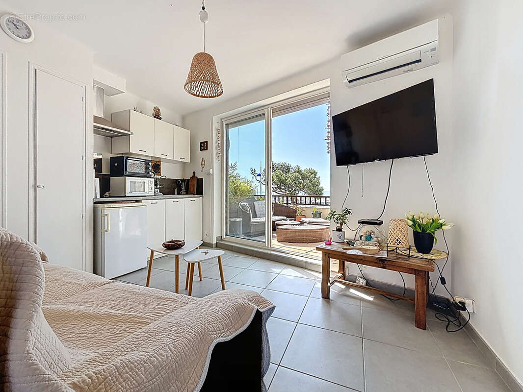 Appartement à SAUSSET-LES-PINS