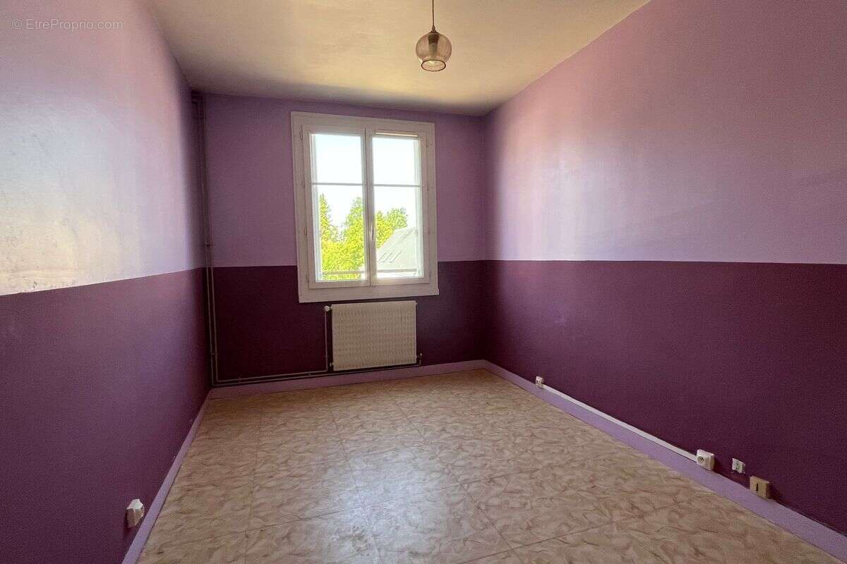 Loches - Appartement T4 - photo 6