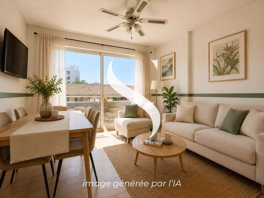 Studio de 27 m² à vendre – Centre de Golfe-Juan, à deux pas des plages - photo 2