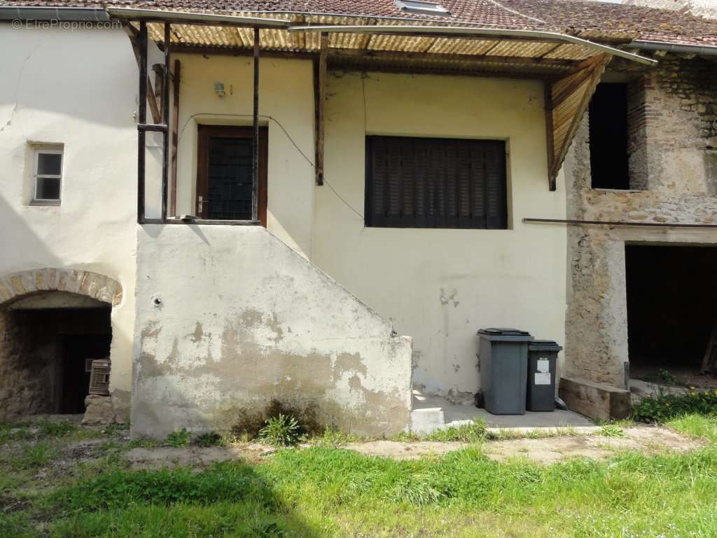 Maison à COUCHES
