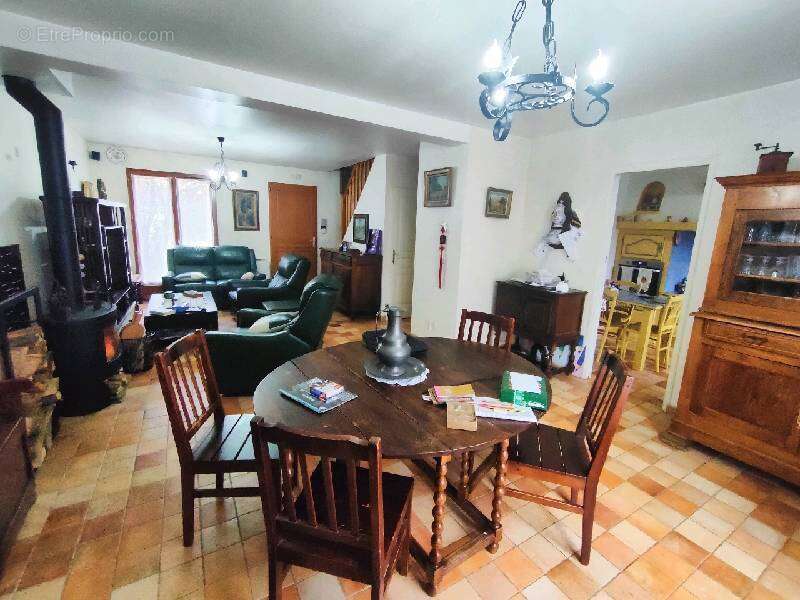 Maison à MITRY-MORY