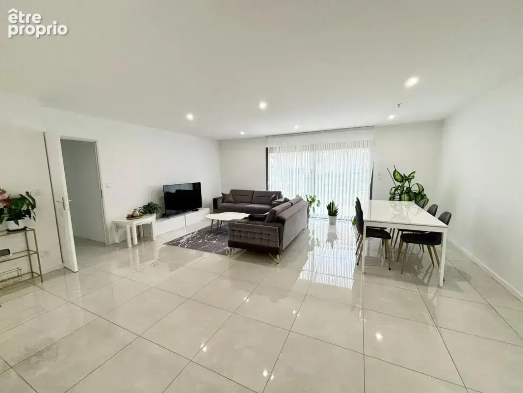 Maison à vendre 5 pièces CHAURIAT (63) - photo 2