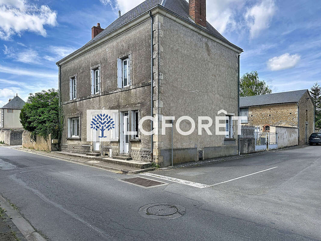 Maison à AIRVAULT
