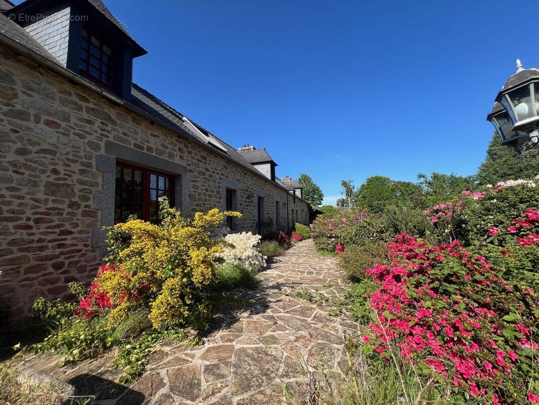 Maison à GRACES