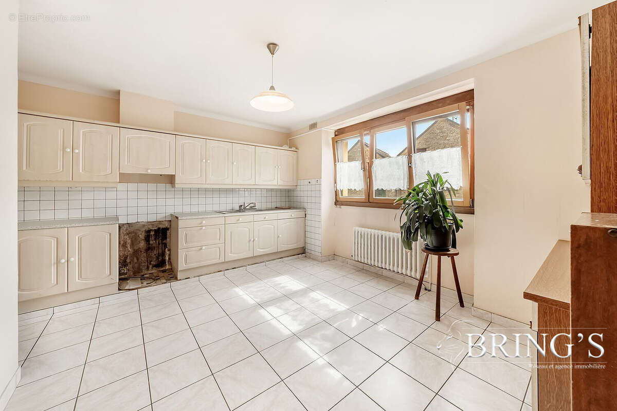 Maison 180 m² à Larre  - photo 3