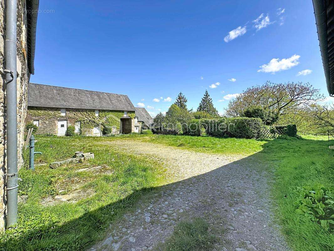Maison à VILLERS-BOCAGE