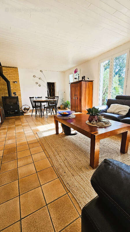 Maison à LA CHAPELLE-SUR-ERDRE