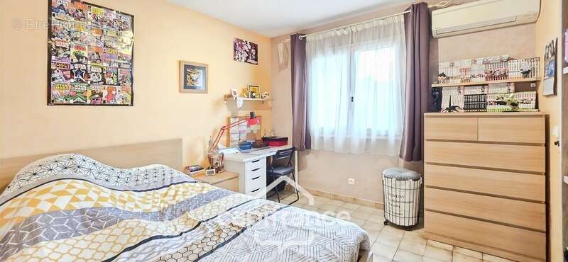 Maison à SOLLIES-PONT