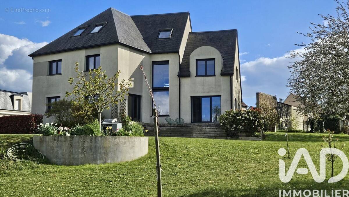 Photo 1 - Maison à CHARTRES