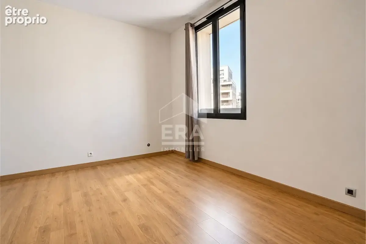 Appartement 2 pièces 30 m² · à Clichy · 30 m² · 229 000 €