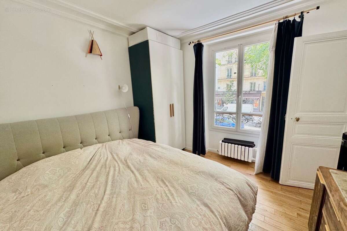 Appartement 72 m² à Paris-10e  - photo 8