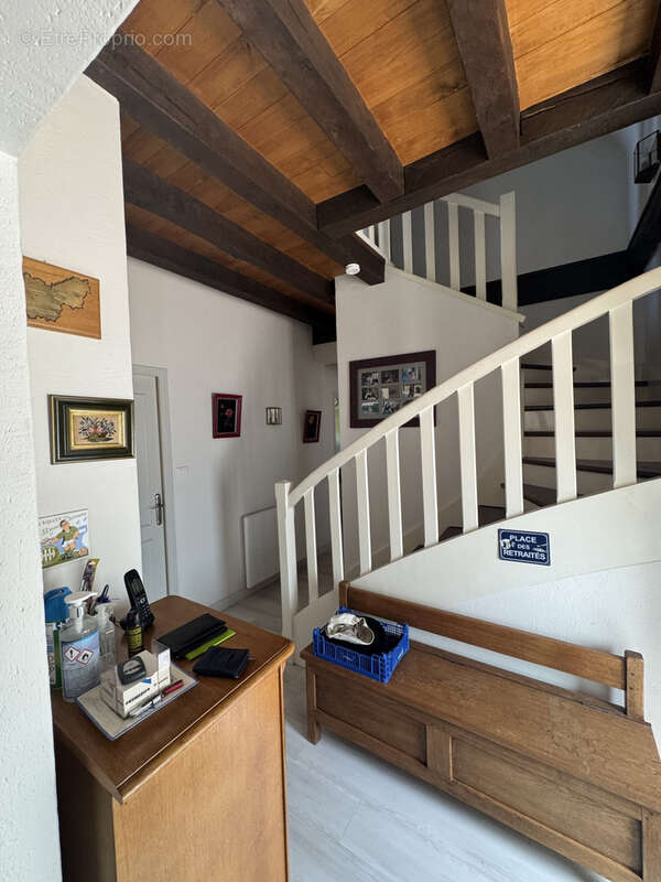 Maison à CENAC-ET-SAINT-JULIEN