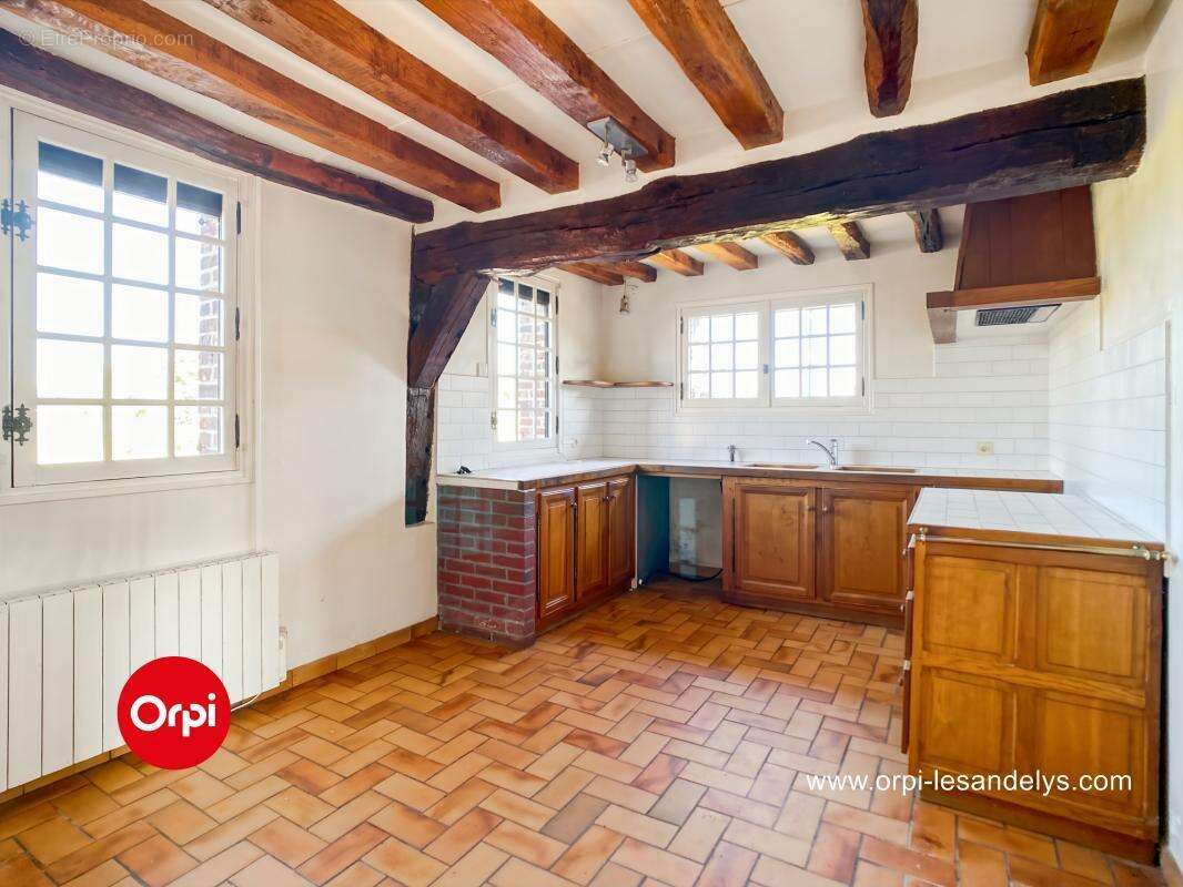 Maison à VANDRIMARE