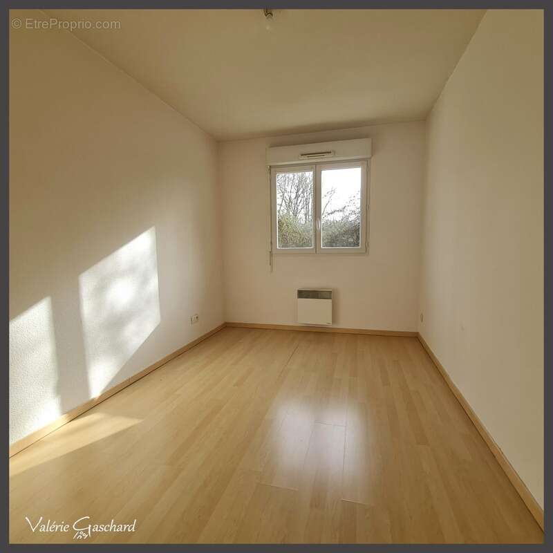 Appartement à SAINT-SEURIN-SUR-L'ISLE